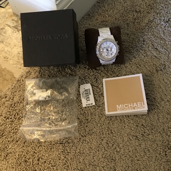 Michael Kors MK5300 white/mother of pearl Watch