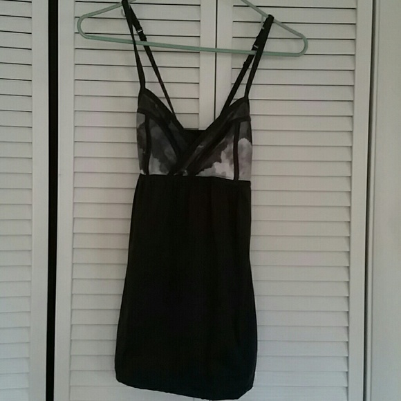 Lululemom tank
