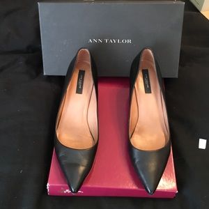 Ann Taylor Perfect Kitten Heel Elle