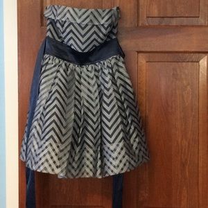 TeezeMe strapless blue dress