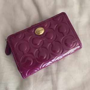 Raspberry Coach wallet