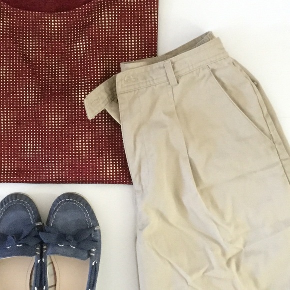 Cyber Monday! Khaki shorts