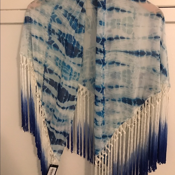 Bebe beach coverup - Picture 1 of 2