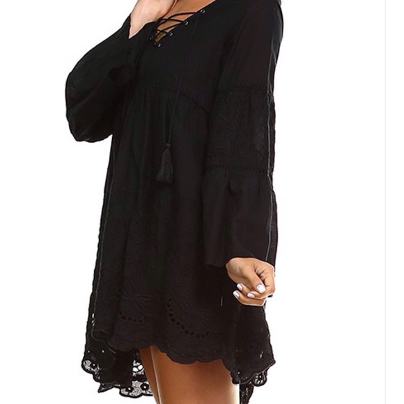 LAST ONE! Black Embroidered Top - Picture 4 of 4