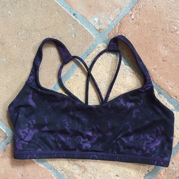 Lulu lemon unique racer back purple camo bra sz 6