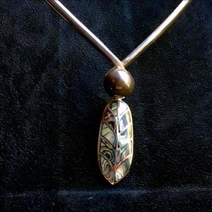 Sterling silver mother of pearl collar