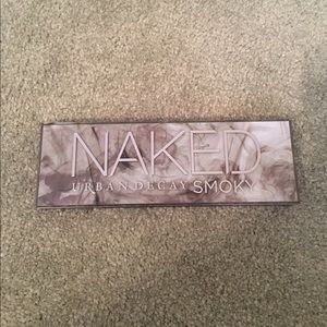 Naked Smoky palette