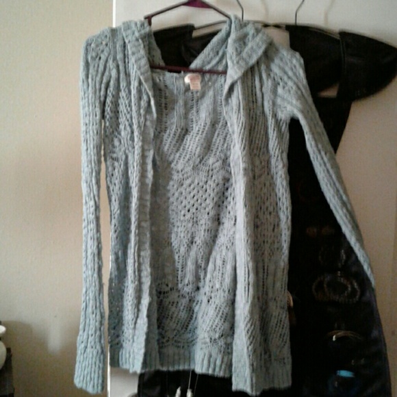 Mossimo blue sweater