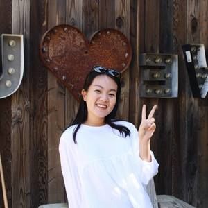 Meet your Posher, Annie