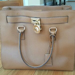 Michael Kors Hamilton Large tote **REDUCED PRICE**