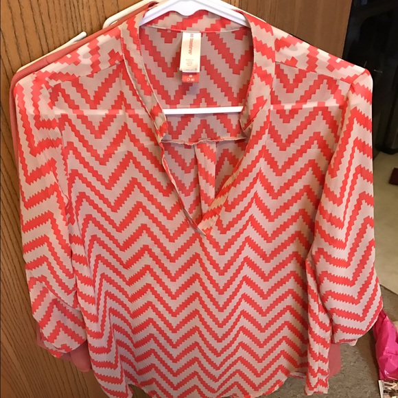 Coral chevron shirt