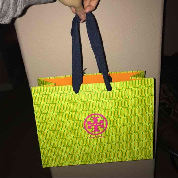 Tory Burch Shopping Bag - Picture 4 of 4