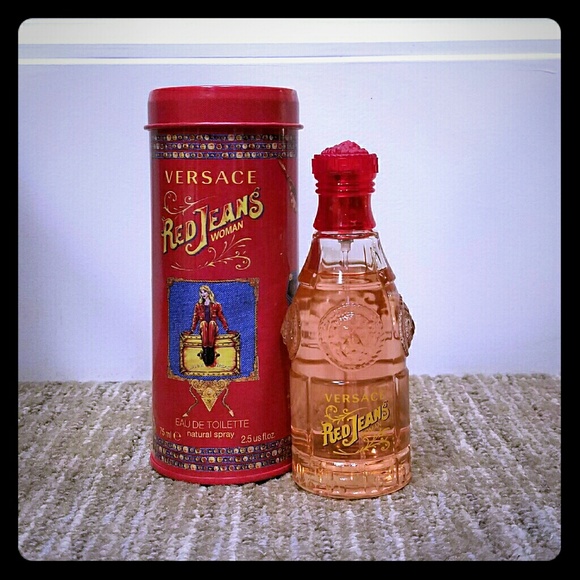 red jean perfume