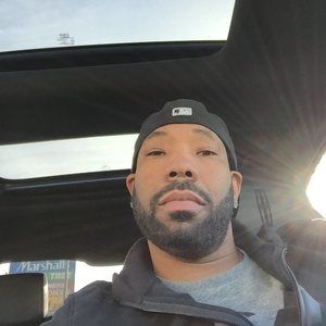 Meet your Posher, Corey