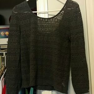 Long sleeve cutout top low back. So adorable!! 👚