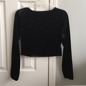 ⛔️FINAL PRICE⛔️ H&M Velvet Crop Top