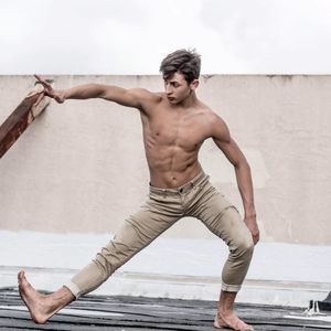 Meet your Posher, Logan