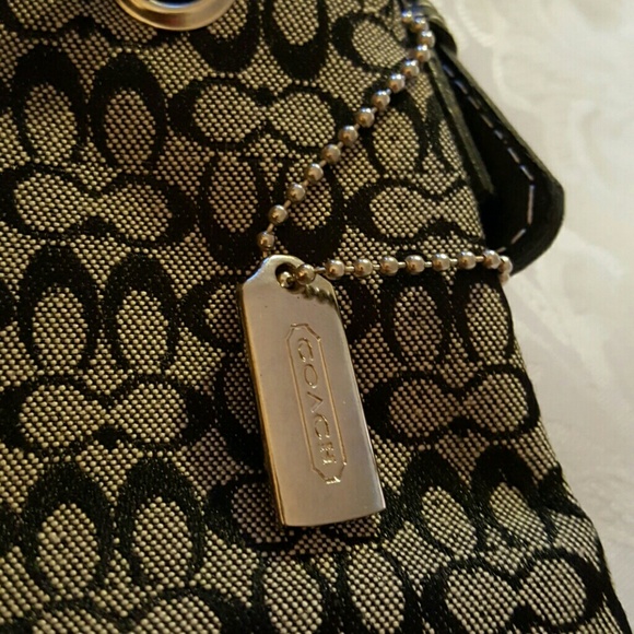 PRICED TO SELL   NWOT Coach Bag - Picture 3 of 6