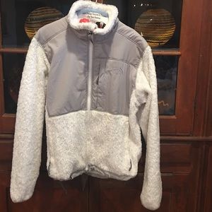 White women's NorthFace