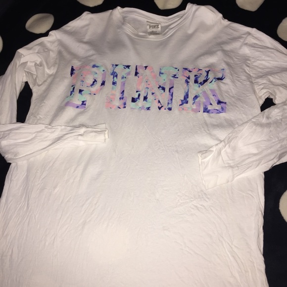 VS PINK LONG SLEEVE CAMPUS TEE