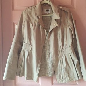 trench beige jacket