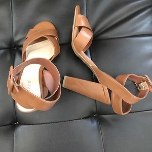 Chunky heel sandal