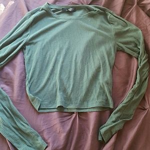 Forever 21 cropped long sleeve top