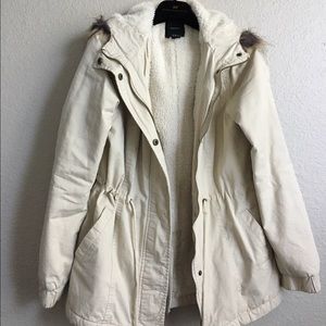 🌸SOLD🌸 Forever 21 Faux Fur Hooded Jacket