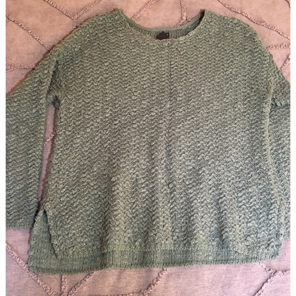 NEW Oversized Moss Sweater - Picture 2 of 4