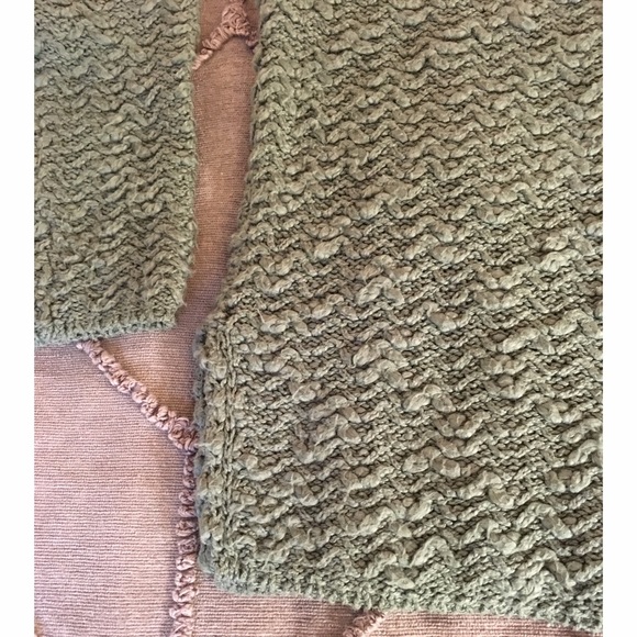 NEW Oversized Moss Sweater - Picture 4 of 4