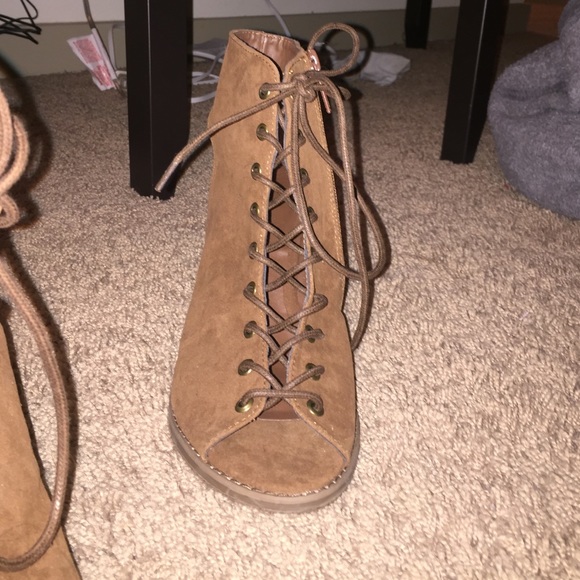 ⚠️MUST GO⚠️ Brown lace up booties - Picture 2 of 3
