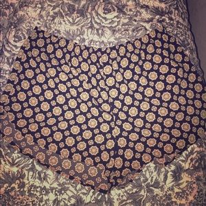 High waisted Pattern Shorts