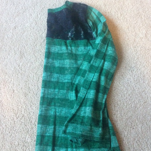 3/4 sleeve shirt