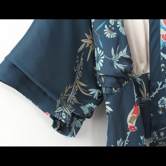 💞NEW IN💞Silky Japanese style kimono cardigan👯 - Picture 3 of 4