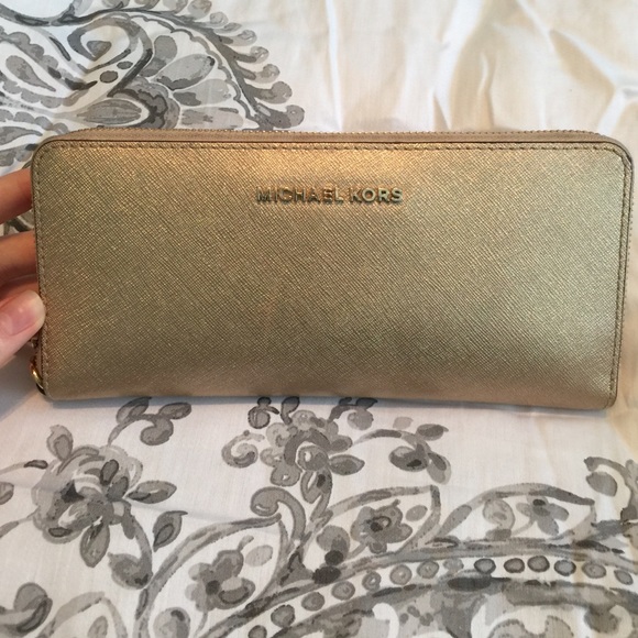 Michael Kors wallet