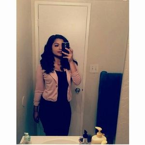 Meet your Posher, Alexia