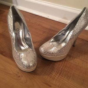 Silver Pumps