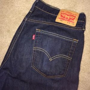 Men's Dark Levi Jeans