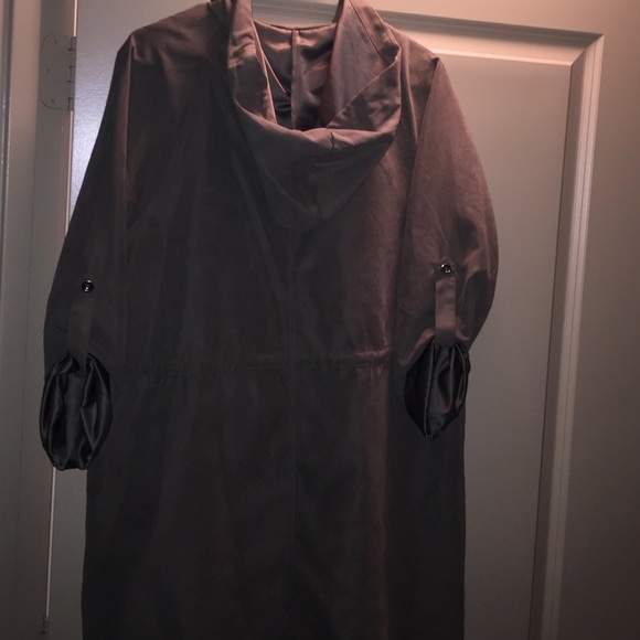 Beautiful green pea coat/jacket - Picture 2 of 3