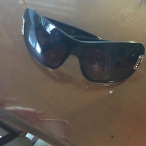 Steve Madden Sun Glasses