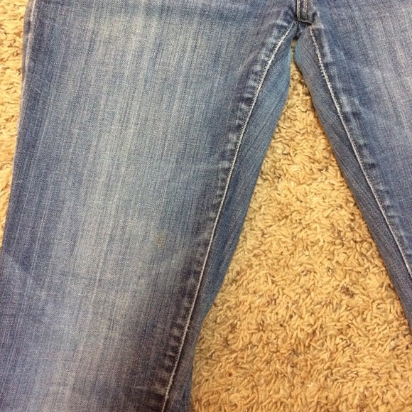 Last Chance!! Paige Straight Leg Jeans - Picture 4 of 4