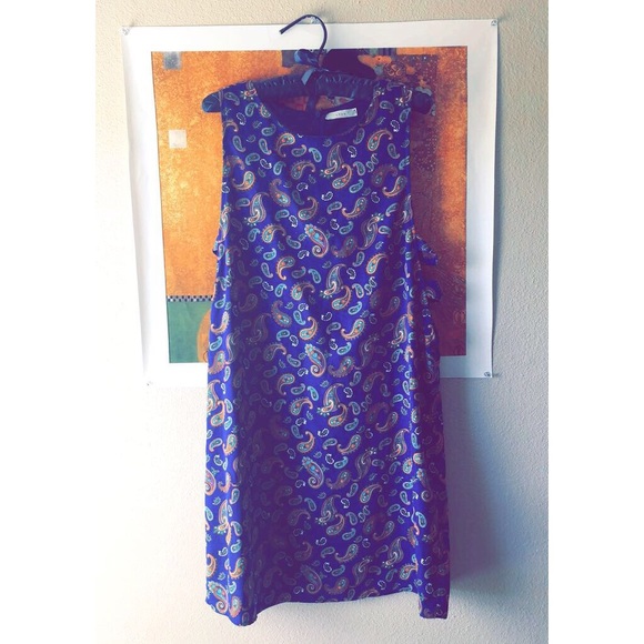 Paisley Shift Cut Out Dress by LUSH