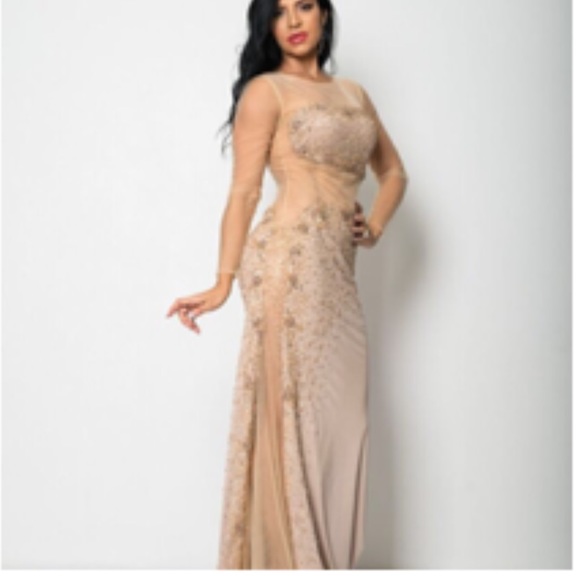 JOVANI DRESS. - Picture 4 of 4