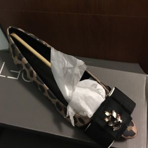 Ann Taylor Loft pointy toes leopard flats