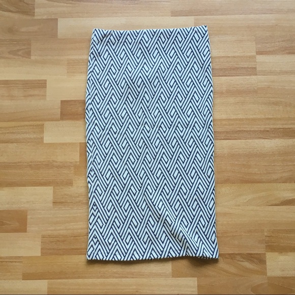 Zara geometric print pencil skirt - NWT!