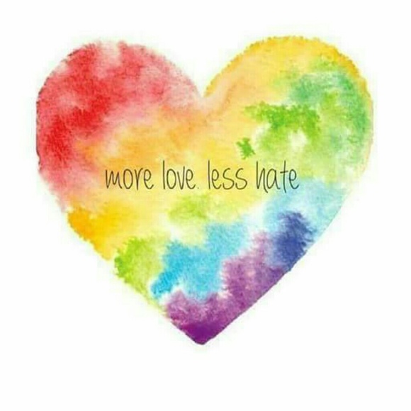 Meet your Posher, Lisa - Picture 3 of 3