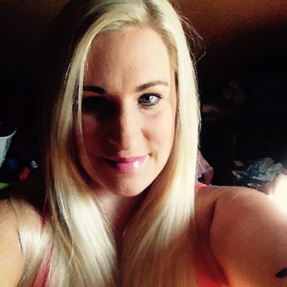 Meet your Posher, Samantha