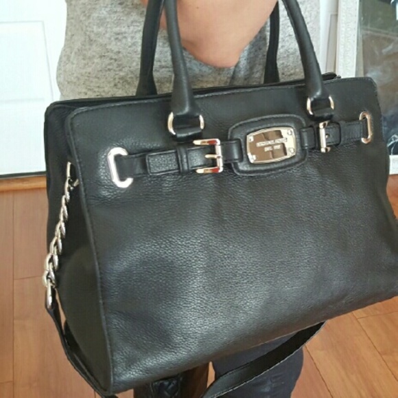 MK black leather bag **REDUCED PRICE PRICE**