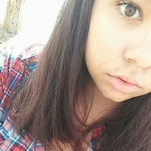 Meet your Posher, Alexus