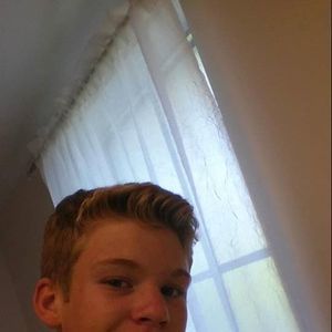 Meet your Posher, Ethan